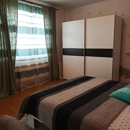 Apartmaji Sofia Apartment *